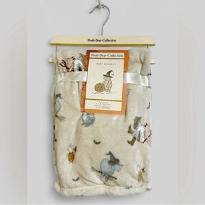 Disney Winnie The Pooh Halloween Blanket NWT